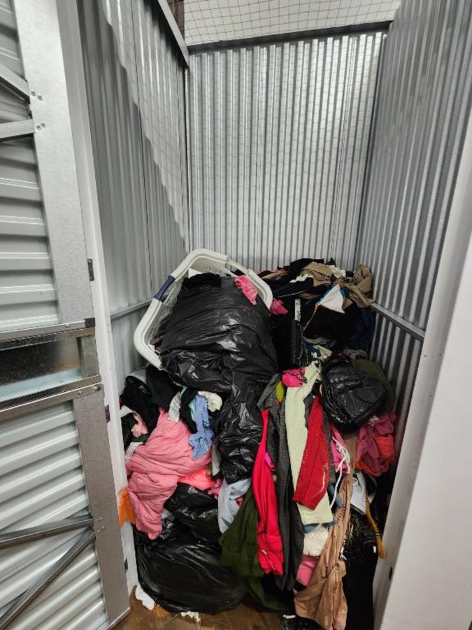 4 x 4 storage unit in Milwaukee, WI
