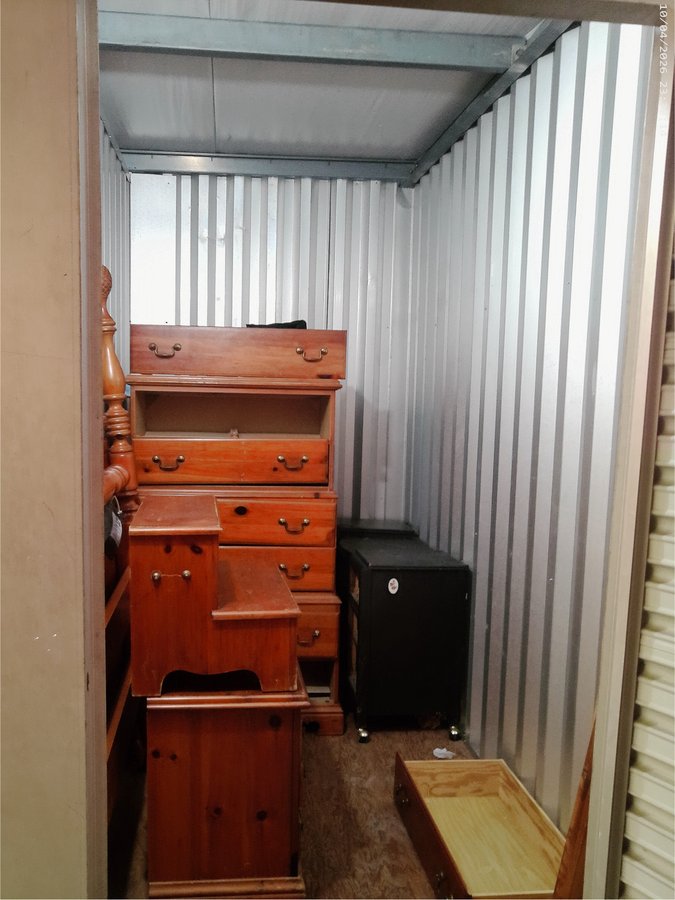 5 x 10 storage unit in Lakewood, OH