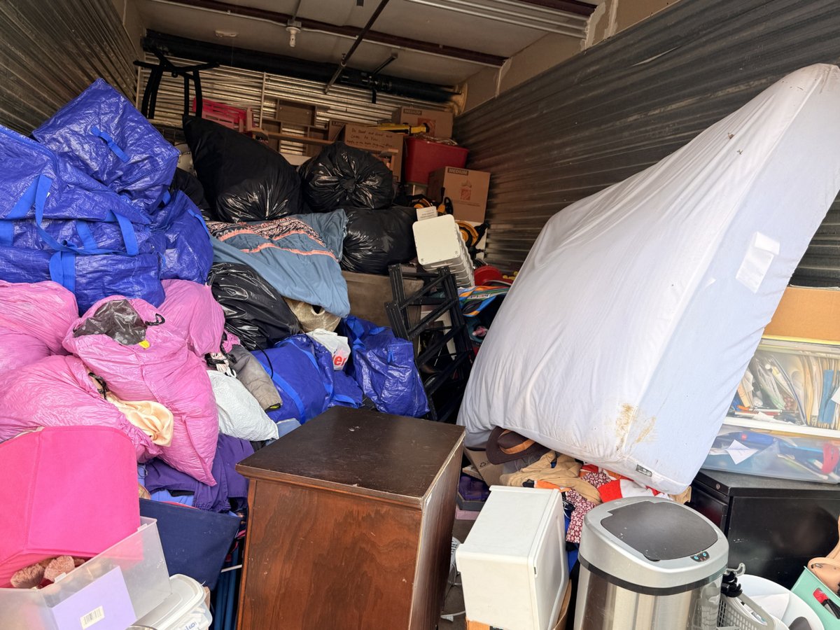 10 x 20 storage unit in Rochester Hills, MI