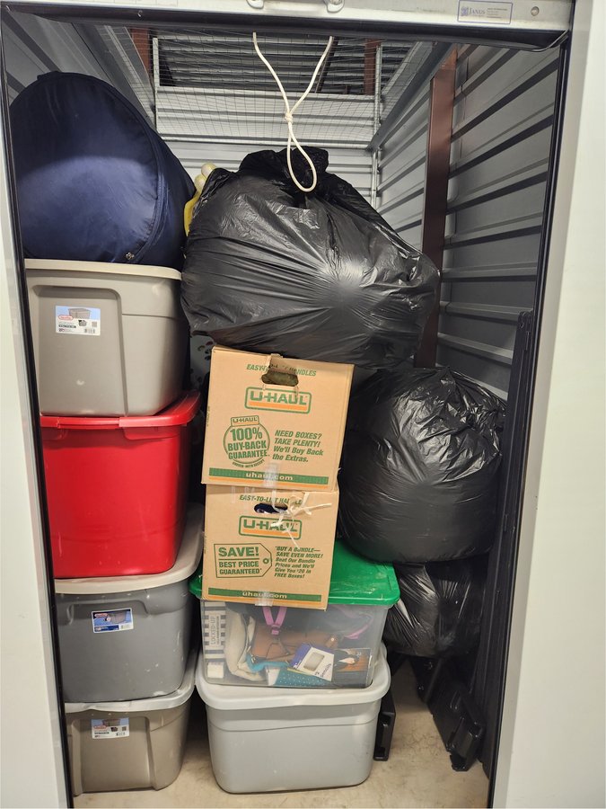 5 x 10 storage unit in Baltimore, MD