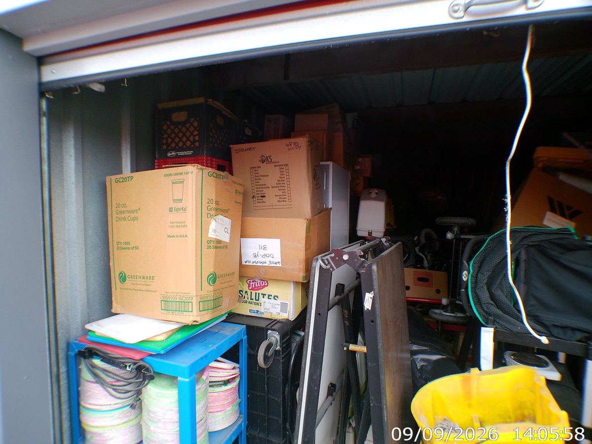 10 x 25 storage unit in Warrensville HTS, OH