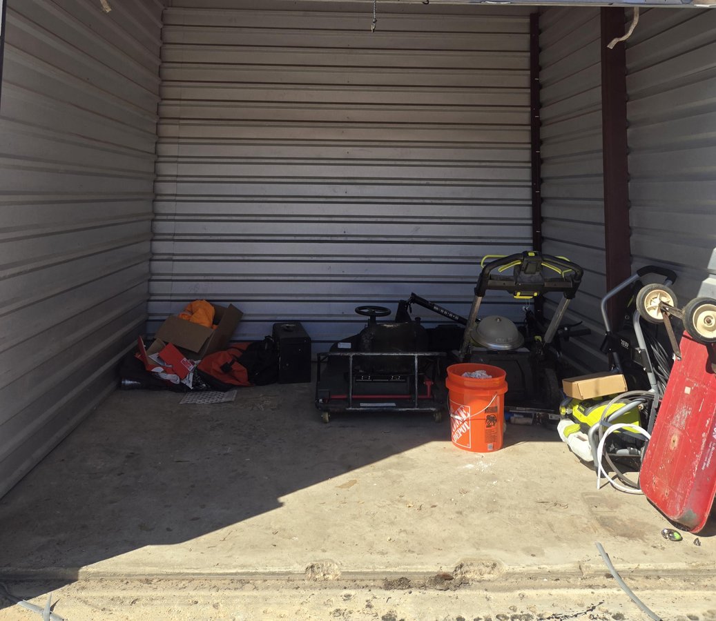 10 x 10 storage unit in San Antonio, TX