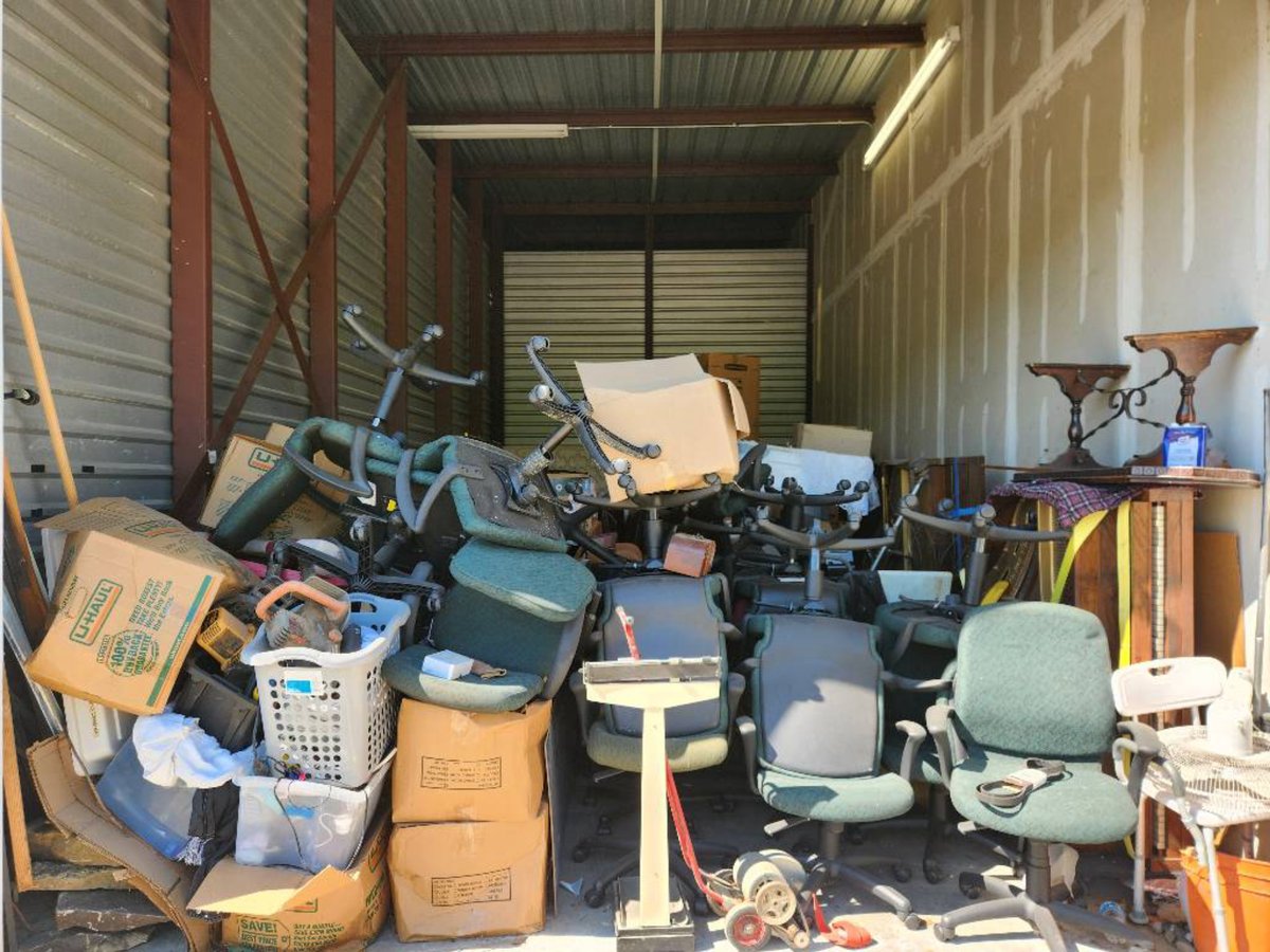 14 x 30 storage unit in Dallas, TX