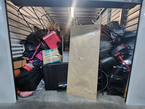 10 x 15 storage unit in Phoenix, AZ