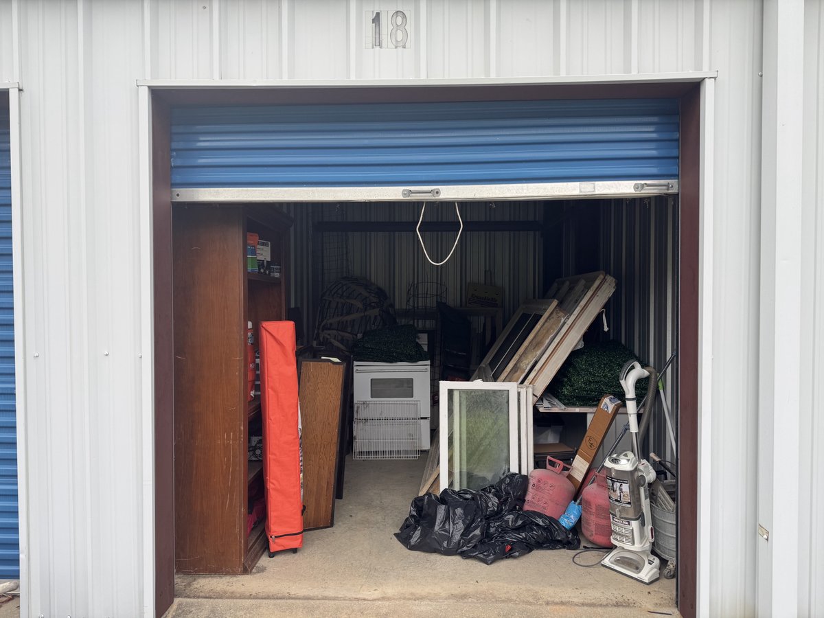 10 x 18 storage unit in Bessemer, AL
