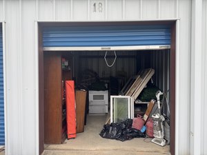 10 x 18 storage unit in Bessemer, AL