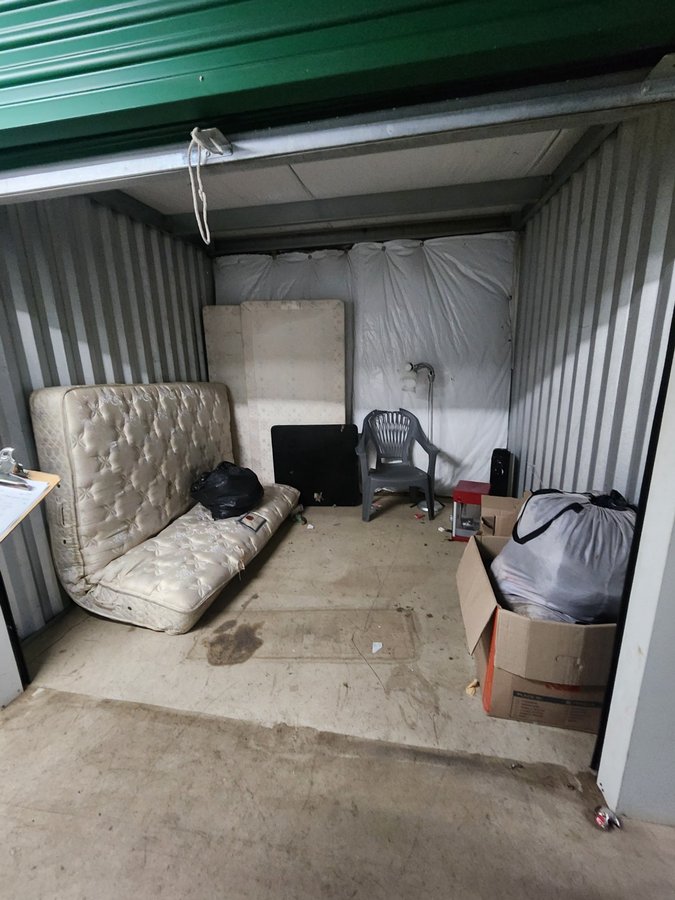 10 x 10 storage unit in Cleveland, OH