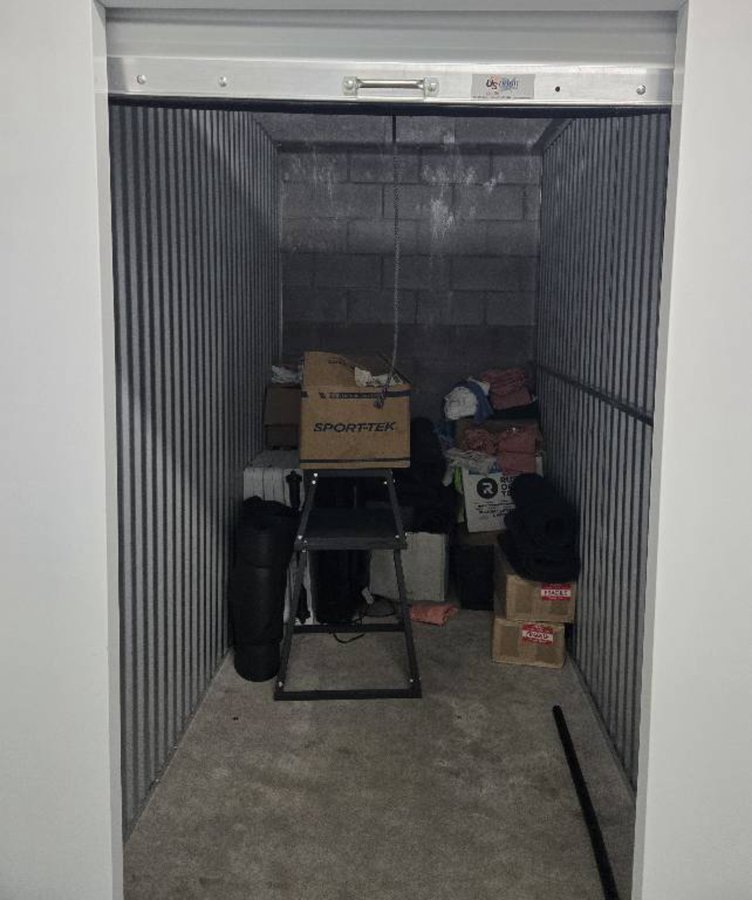 5 x 10 storage unit in Tempe, AZ