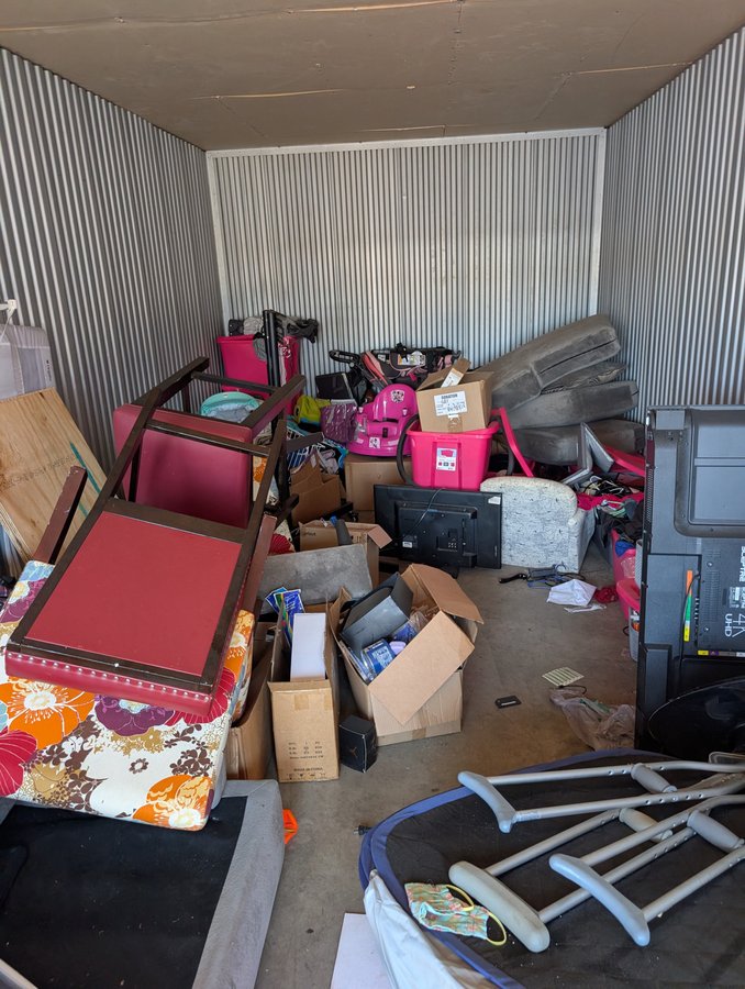 10 x 24 storage unit in Arlington, TX