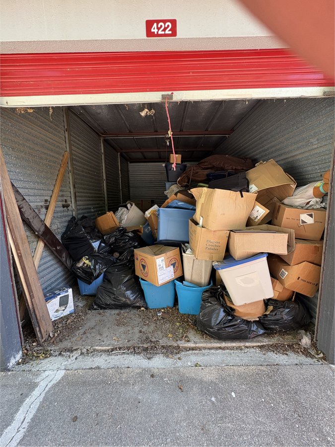 10 x 20 storage unit in Dallas, TX