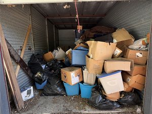10 x 20 storage unit in Dallas, TX