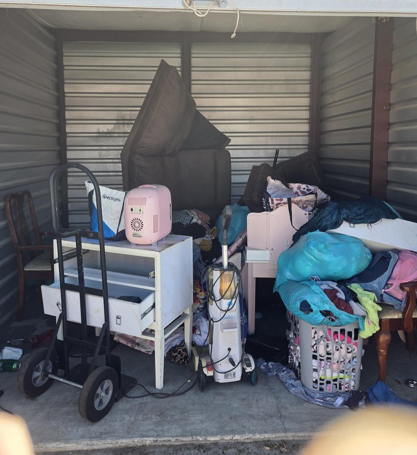 10 x 10 storage unit in San Antonio, TX