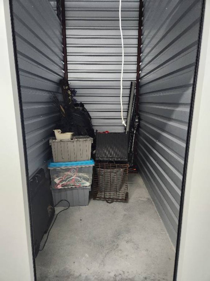 5 x 10 storage unit in Tulsa, OK
