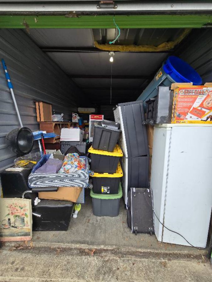 9 x 35 storage unit in Chesapeake, VA