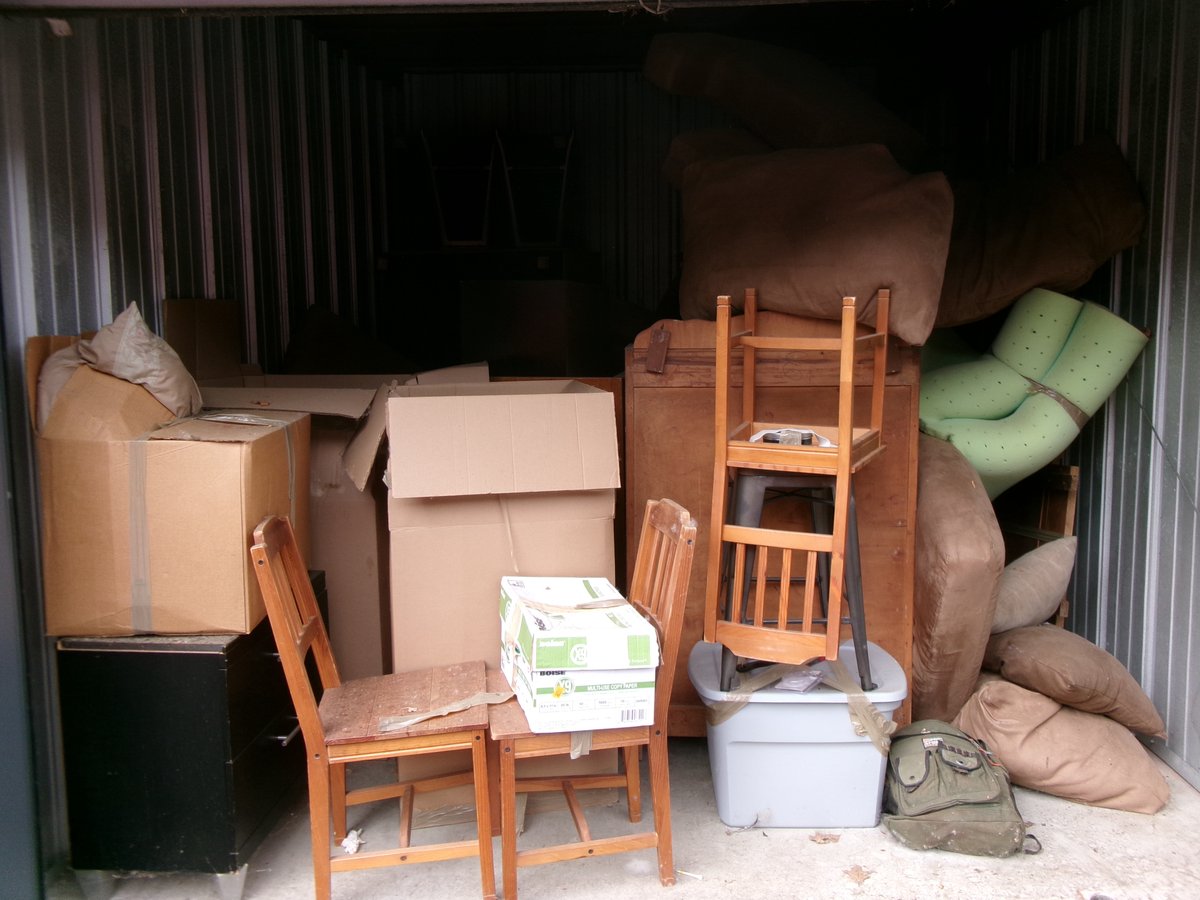 10 x 15 storage unit in Branford, CT