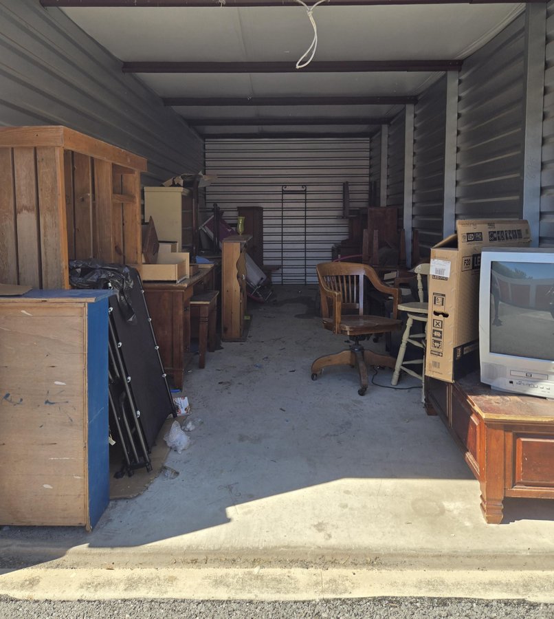 10 x 25 storage unit in San Antonio, TX