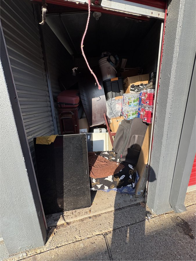 5 x 10 storage unit in Dallas, TX