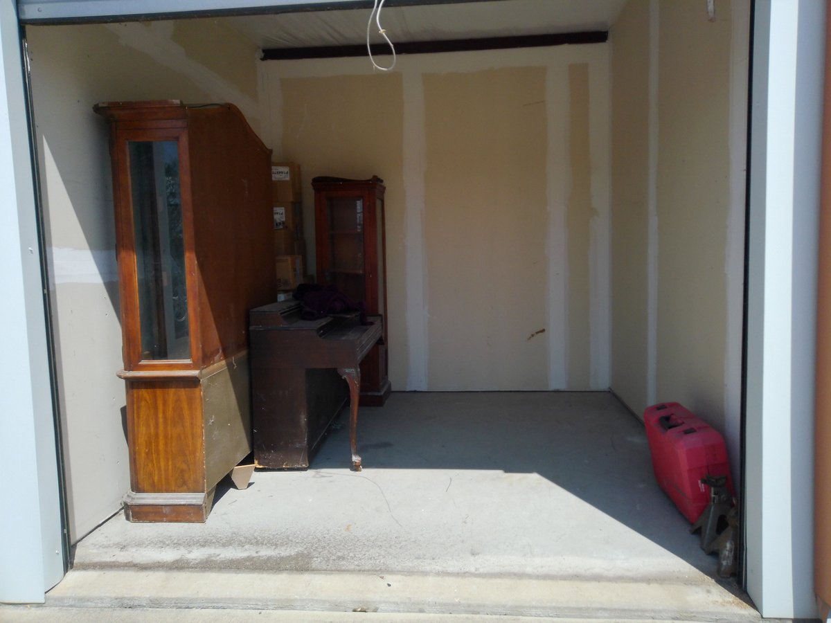 10 x 10 storage unit in Duncanville, TX