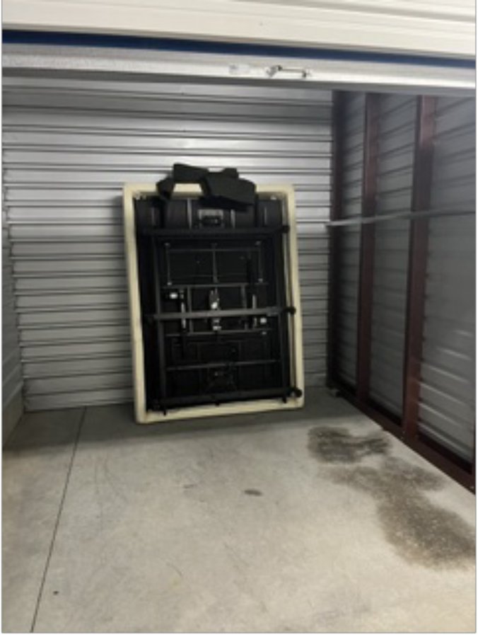 10 x 10 storage unit in Harrisburg, PA