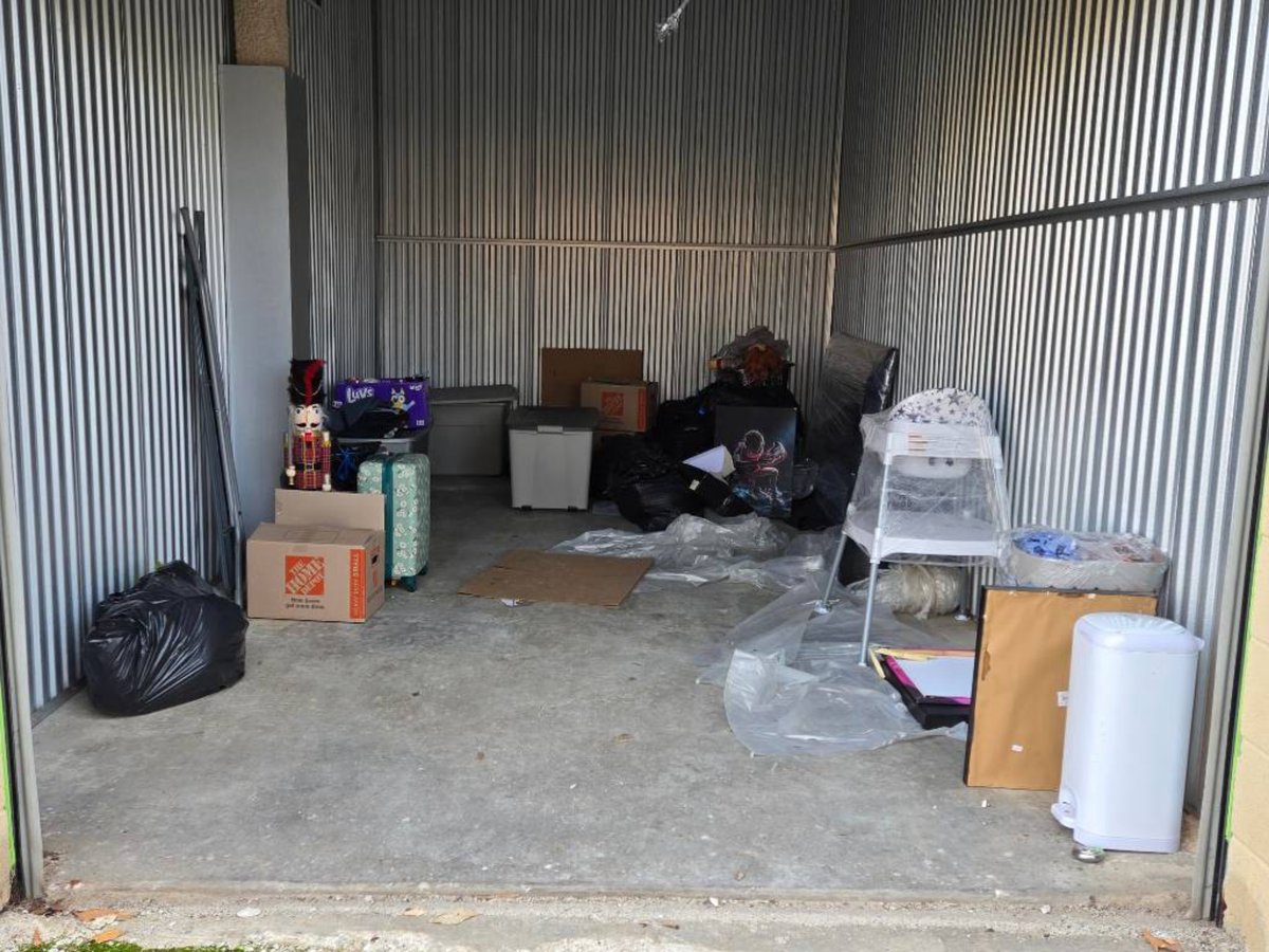 10 x 20 storage unit in Chicago, IL