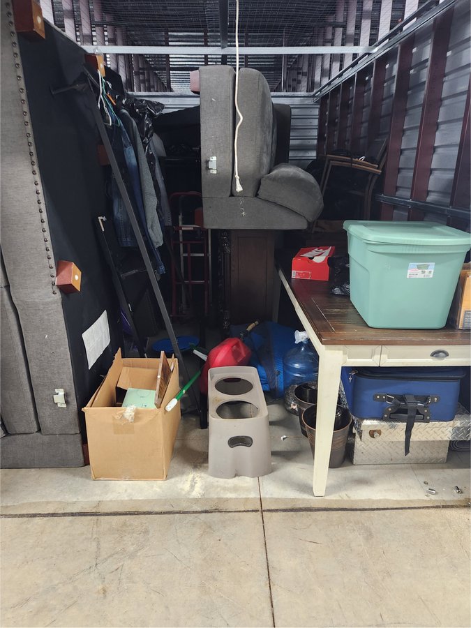 20 x 20 storage unit in Huntsville, AL