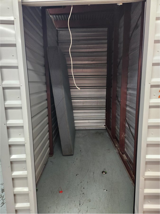 5 x 10 storage unit in Belleville, NJ