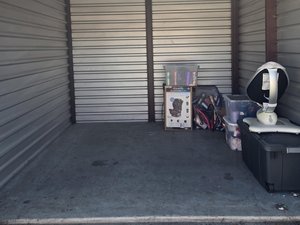 10 x 10 unit in San Antonio