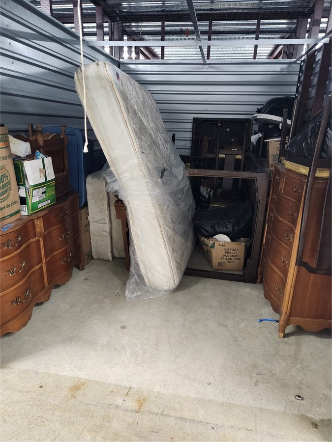 10 x 15 storage unit in Huntsville, AL