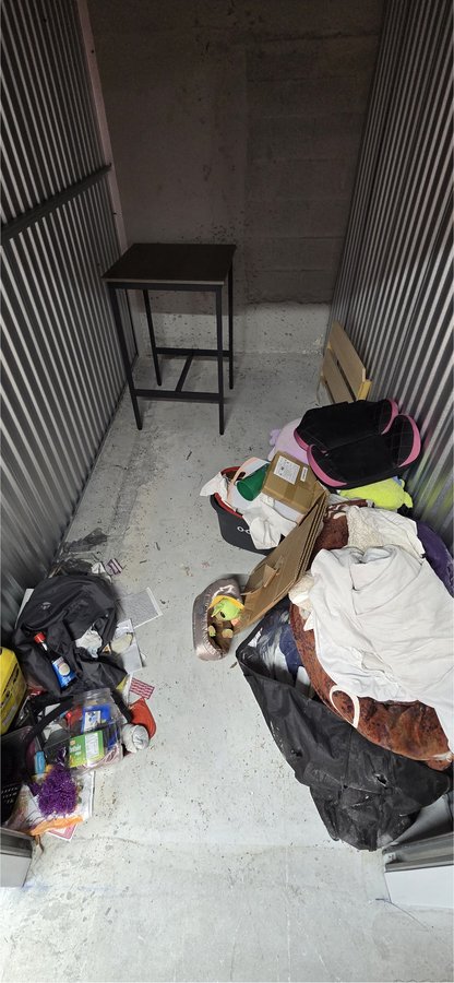 5 x 10 storage unit in Miami, FL