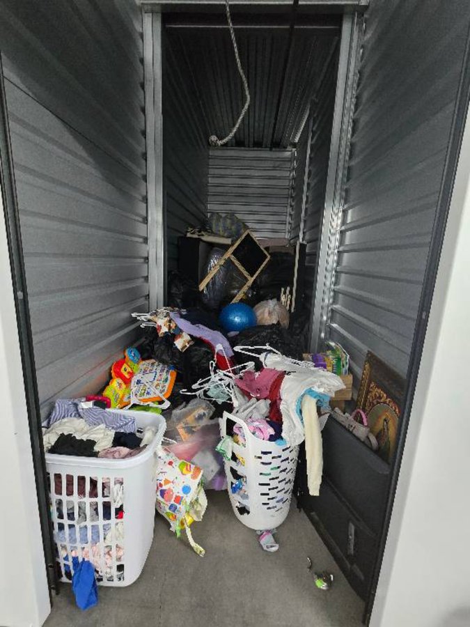 5 x 15 storage unit in Phoenix, AZ