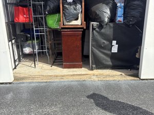 10 x 10 storage unit in New Castle, DE