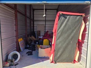 10 x 20 storage unit in Edinburgh, IN