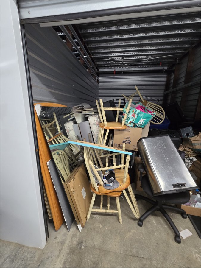 10 x 15 storage unit in Murfreesboro, TN