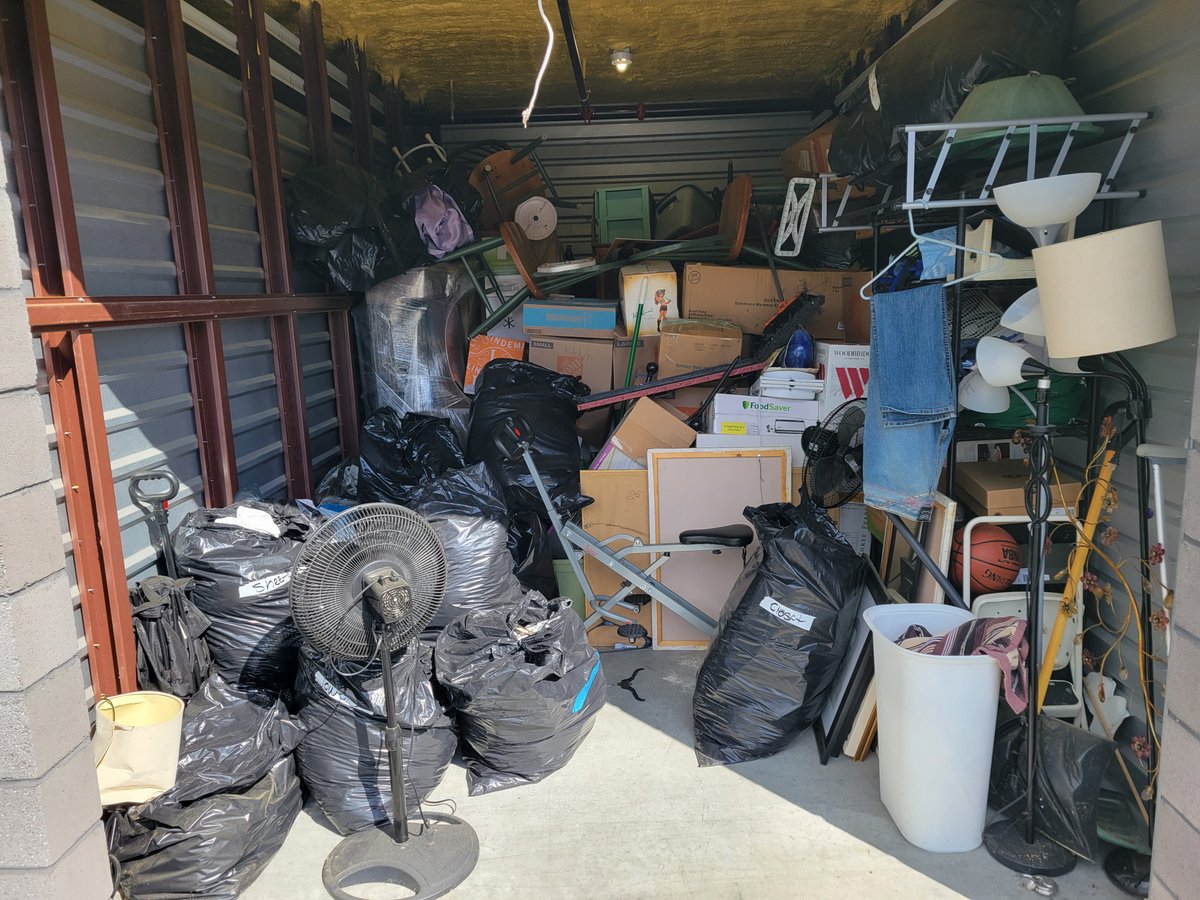 10 x 20 storage unit in Lakewood, NJ