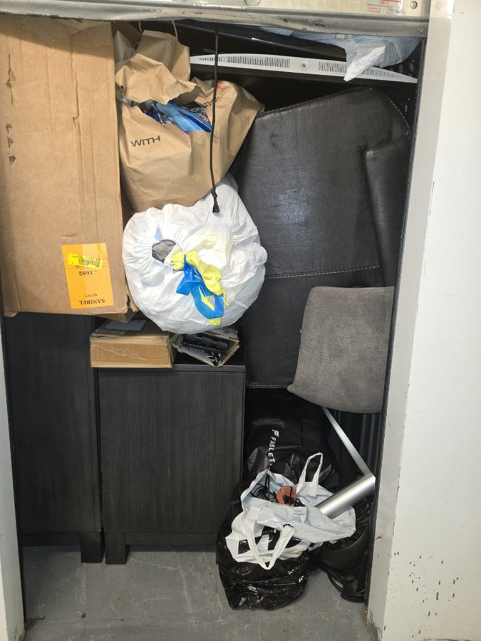 5 x 10 storage unit in Dallas, TX