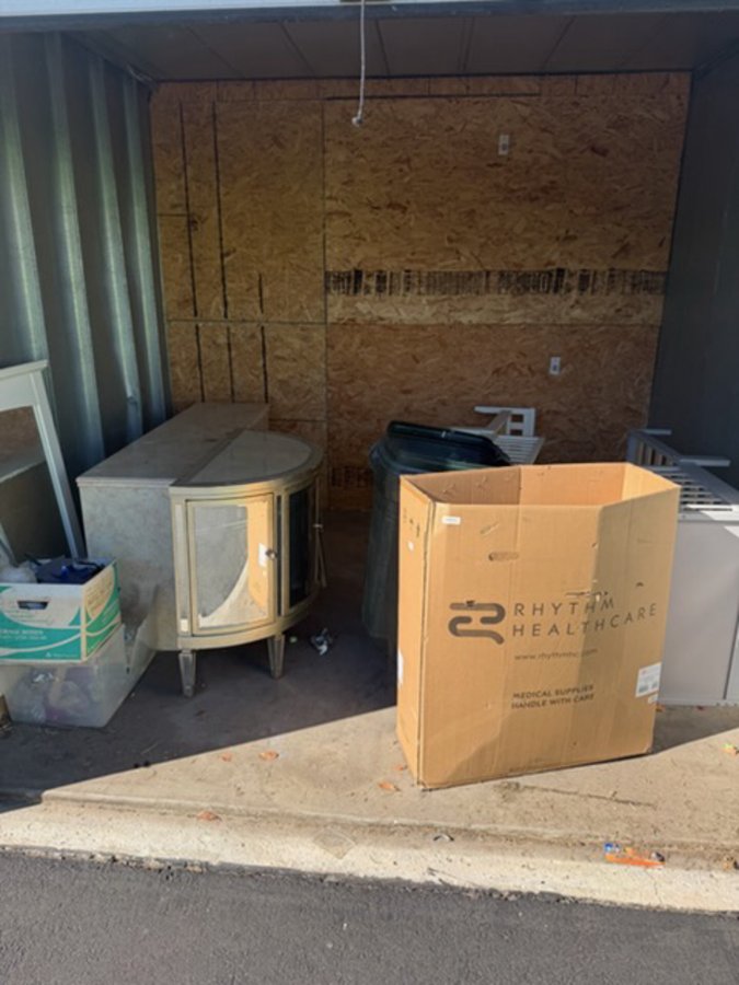 10 x 10 storage unit in San Jacinto, CA
