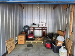 10 x 12 storage unit in Columbus, IN