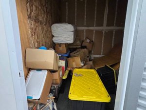 9 x 9 storage unit in Culver City, CA
