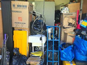 10 x 11 storage unit in Culver City, CA