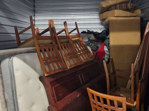 10 x 10 storage unit in Pflugerville, TX