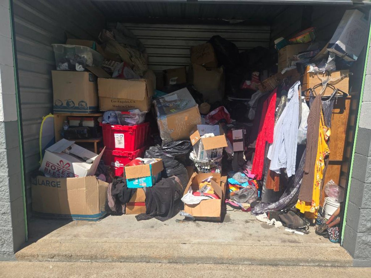 10 x 10 storage unit in Dallas, TX