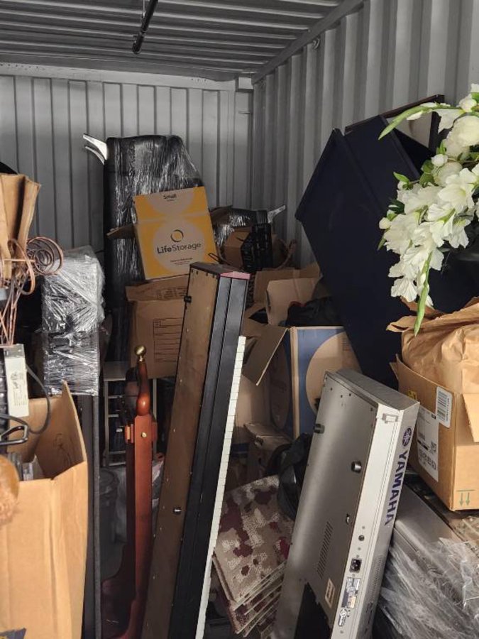8 x 17 storage unit in Pearland, TX