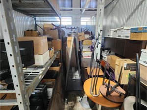 10 x 30 storage unit in Maplewood, MO