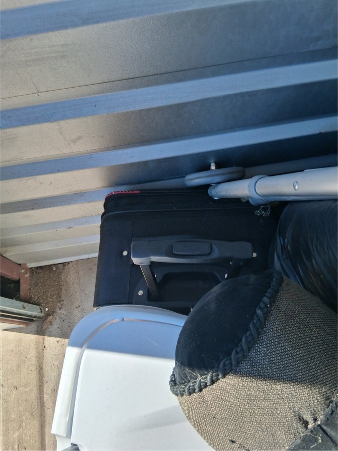10 x 5 storage unit in Lancaster, TX