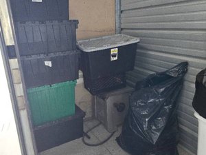5 x 10 storage unit in Manteca, CA