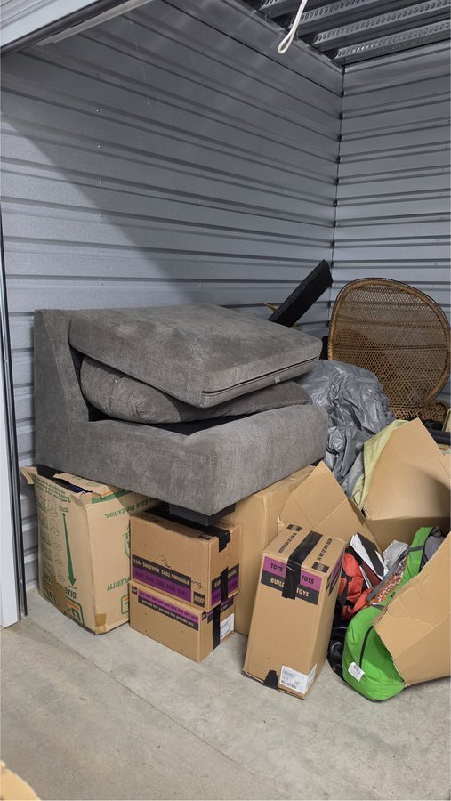 10 x 10 storage unit in Portland, OR