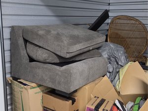 10 x 10 storage unit in Portland, OR