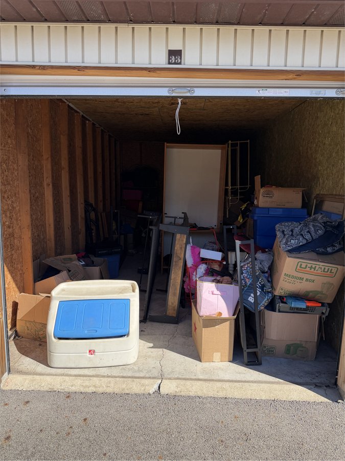 10 x 20 storage unit in Warren, OH