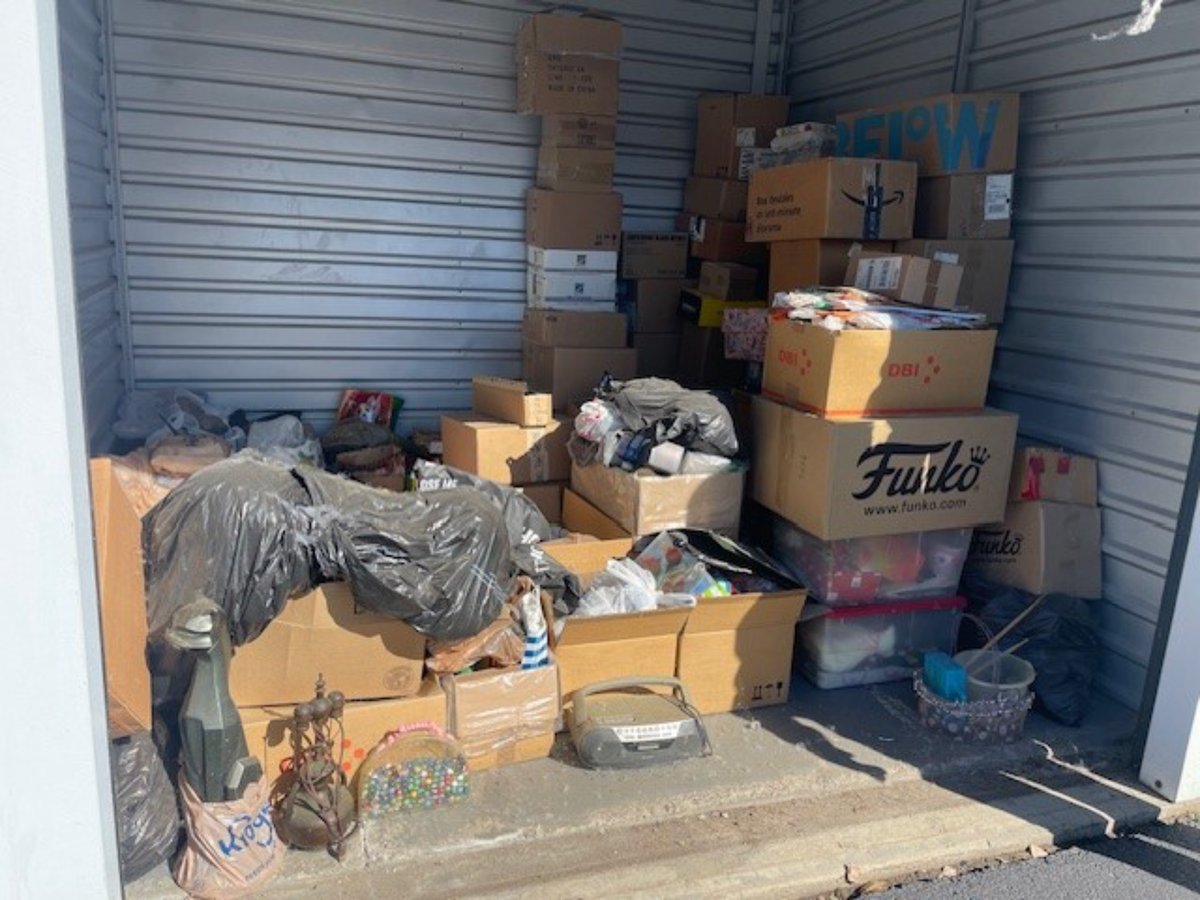 10 x 10 storage unit in Fraser, MI