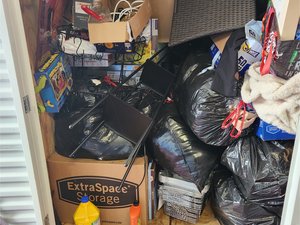 5 x 8 storage unit in Hamden, CT
